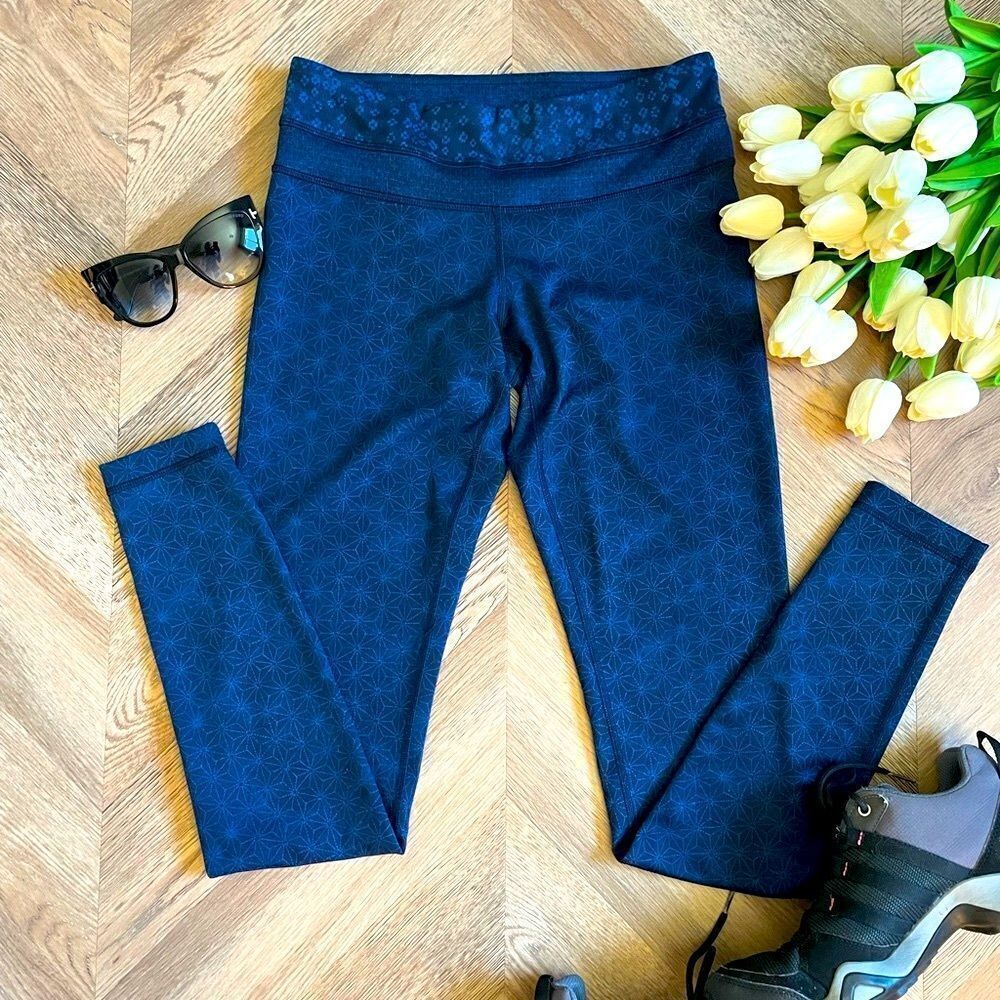 ♥️ Lululemon Wunder Under Crop Sashiko Cross Inkwell Size 6